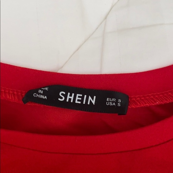 SHEIN puff sleeve thin sweater with gold hardware - Picture 4 of 6